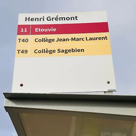 *rivage* Spacieux T2 Rdc Sur Cour:jardin-fibre-netflix-terrasse *