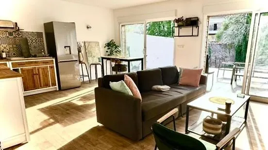 *rivage* Spacieux T2 Rdc Sur Cour:jardin-fibre-netflix-terrasse * Pont-de-Metz